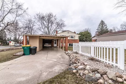 56 Tower Dr, Saline, MI 48176 photo 49