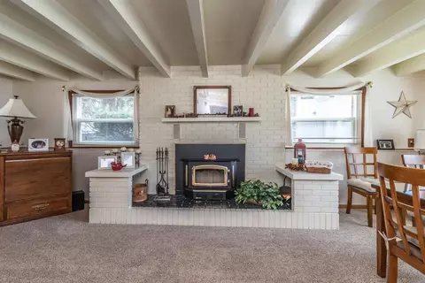 56 Tower Dr, Saline, MI 48176 photo 4