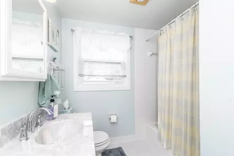56 Tower Dr, Saline, MI 48176 photo 9
