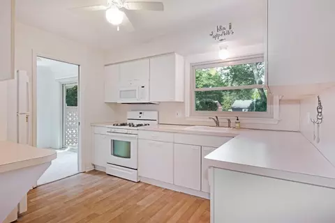 295 Willis Rd, Saline, MI 48176 photo 8