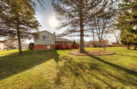 37720 Hillcrest Dr, Wayne, MI 48184 photo 5