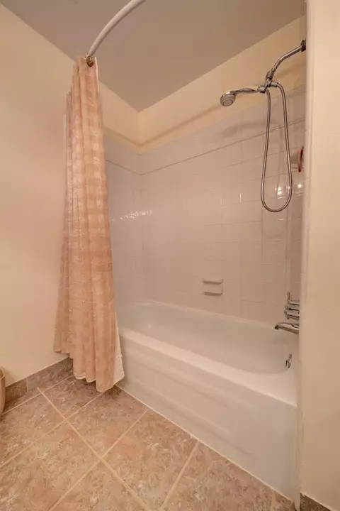 37720 Hillcrest Dr, Wayne, MI 48184 photo 28