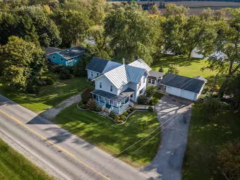 8749 N Custer Rd, Monroe, MI 48162 photo 4