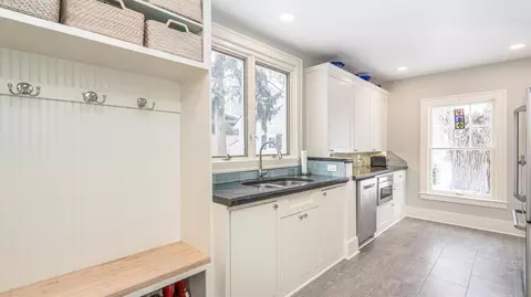 2110 Devonshire Rd, Ann Arbor, MI 48104 photo 29