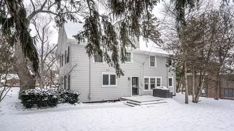 2110 Devonshire Rd, Ann Arbor, MI 48104 photo 7