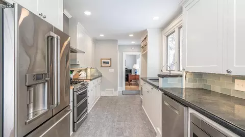 2110 Devonshire Rd, Ann Arbor, MI 48104 photo 25