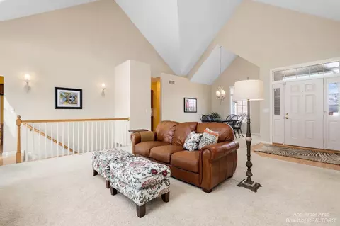 3164 Windmill Dr, Adrian, MI 49221 photo 6