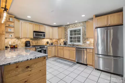 10100 Mount Hope Rd, Munith, MI 49259 photo 8