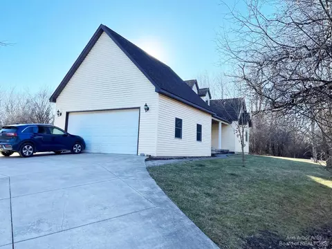4595 Gregory Rd, Dexter, MI 48130 photo 4