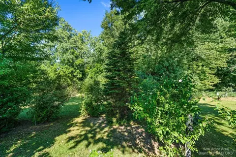 6523 Burnham Dr, Canton, MI 48187 photo 29