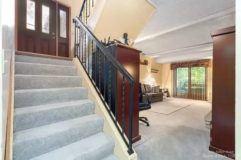 6523 Burnham Dr, Canton, MI 48187 photo 20