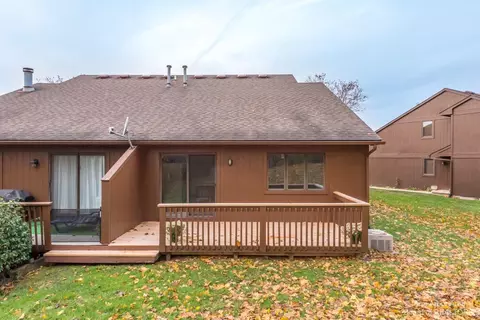 610 Echo Ct, Saline, MI 48176 photo 7