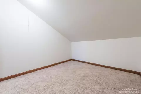 610 Echo Ct, Saline, MI 48176 photo 28