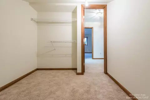 610 Echo Ct, Saline, MI 48176 photo 26