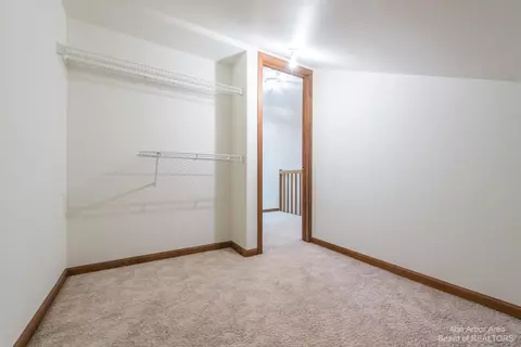 610 Echo Ct, Saline, MI 48176 photo 27