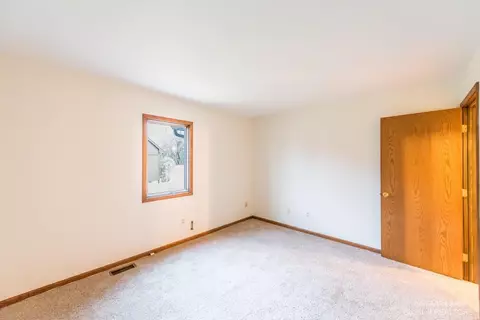 610 Echo Ct, Saline, MI 48176 photo 39