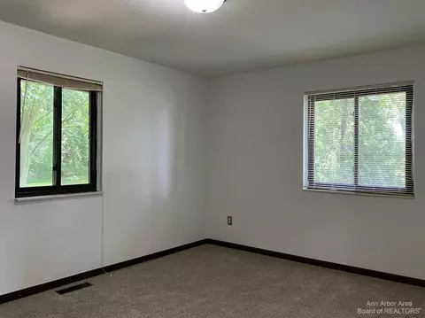 2490 Baker, Dexter, MI 48130 photo 10