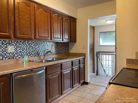 2490 Baker, Dexter, MI 48130 photo 6