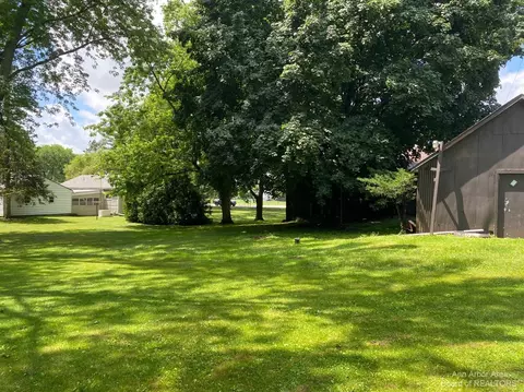 2490 Baker, Dexter, MI 48130 photo 14