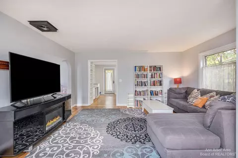 3455 Edison St, Dexter, MI 48130 photo 4