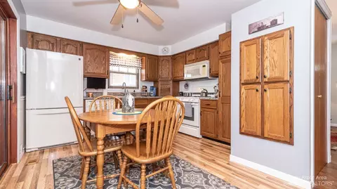 47 Tower Dr, Saline, MI 48176 photo 13