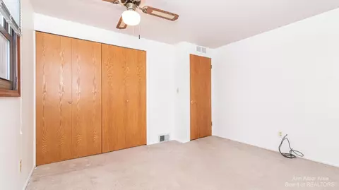 47 Tower Dr, Saline, MI 48176 photo 30