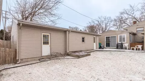 47 Tower Dr, Saline, MI 48176 photo 7