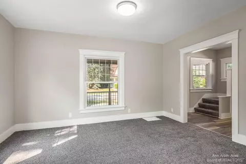 813 4th St, Jackson, MI 49203 photo 8