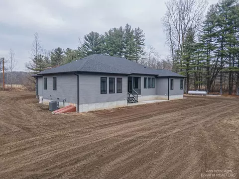 6311 Hivon Rd, Carleton, MI 48117 photo 53