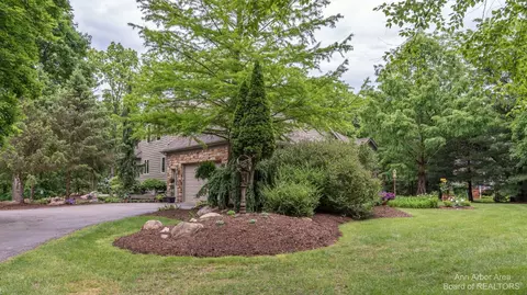 14 Riverside Ln, Saline, MI 48176 photo 27