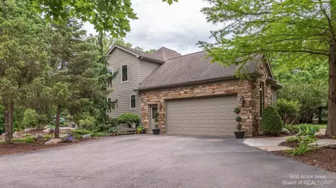 14 Riverside Ln, Saline, MI 48176 photo 26