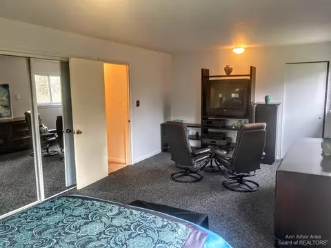 9732 Moon Rd, Saline, MI 48176 photo 20
