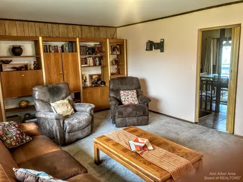 9732 Moon Rd, Saline, MI 48176 photo 13