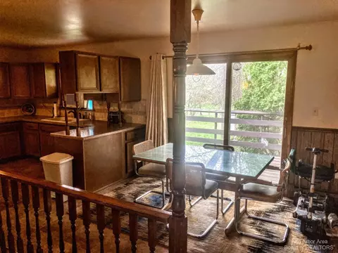 9732 Moon Rd, Saline, MI 48176 photo 5