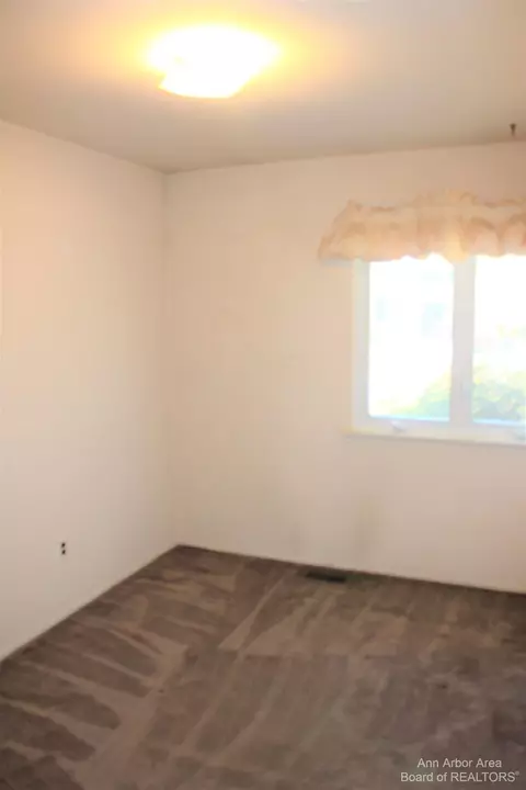 25639 Rusty St, Taylor, MI 48180 photo 14