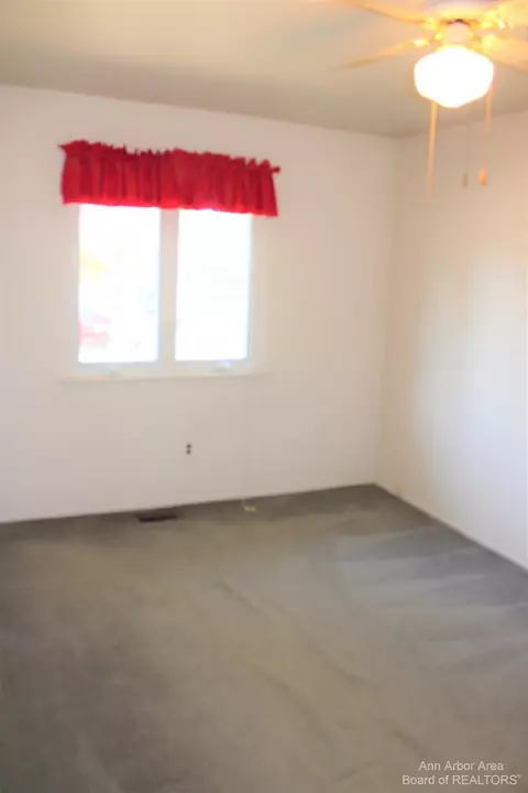 25639 Rusty St, Taylor, MI 48180 photo 13