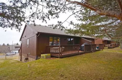 527 Echo Ct, Saline, MI 48176 photo 8