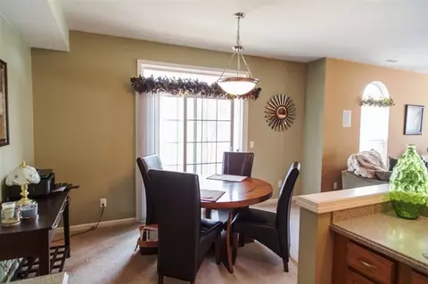 2029 Pinecroft Dr, Canton, MI 48188 photo 8