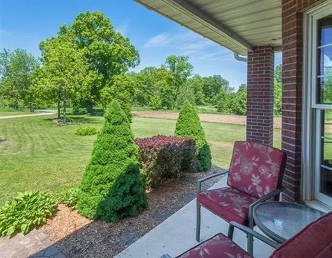 7531 Territorial Rd, Stockbridge, MI 49285 photo 4