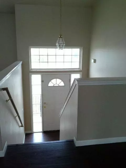 39266 Commons Dr, Romulus, MI 48174 photo 3