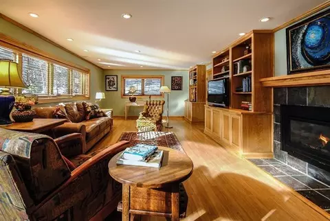 1422 Macgregor Ln, Ann Arbor, MI 48105 photo 32