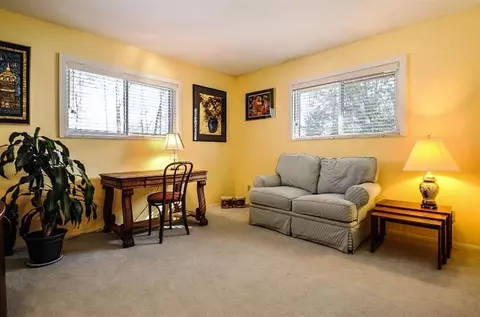 1422 Macgregor Ln, Ann Arbor, MI 48105 photo 25