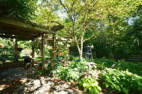 1422 Macgregor Ln, Ann Arbor, MI 48105 photo 47