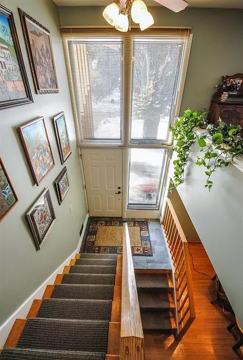 1422 Macgregor Ln, Ann Arbor, MI 48105 photo 6