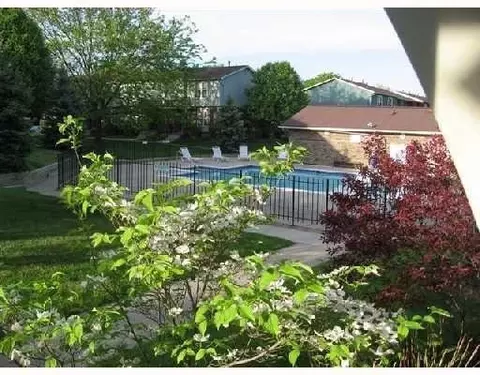 241 N Maple, Saline, MI 48176 photo 3