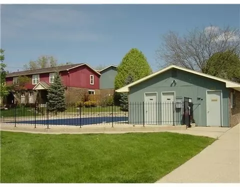 241 N Maple, Saline, MI 48176 photo 8