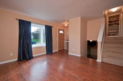 2826 Apache Trl, Wixom, MI 48393 photo 6