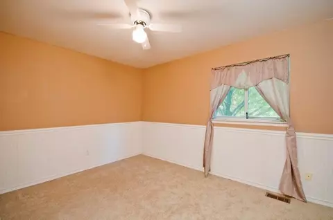 2826 Apache Trl, Wixom, MI 48393 photo 10