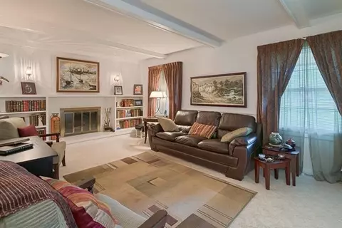 3531 Surrey Dr, Saline, MI 48176 photo 9