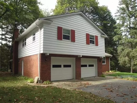 2787 N Maple Rd, Ann Arbor, MI 48103 photo 2